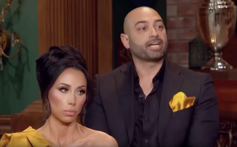 SpanishSpandex's tweet photo. John Fuda did come to play with you hoes. That man doesn’t give a damn about the cameras or the show. He’s a real one and the undisputed MVP of this reunion. This is arguably one of the greatest showings of any househusband we’ve seen on any franchise. 
#RHONJreunion #rhonj #Fuda https://t.co/qAGxWtNWX4