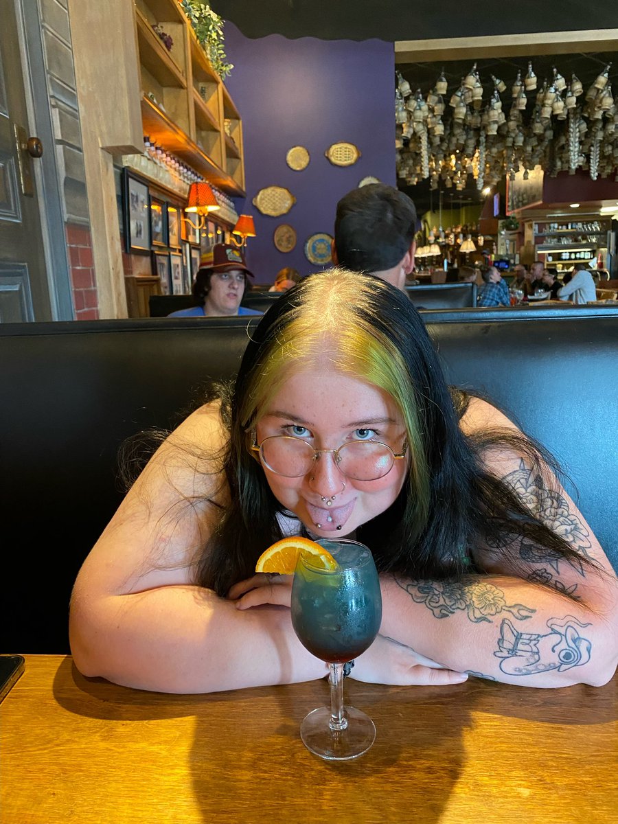 fishindaperc's tweet photo. Hi it’s my birthday
Give me all ur money 
$fishindapercolator https://t.co/Dsm6jblRsL