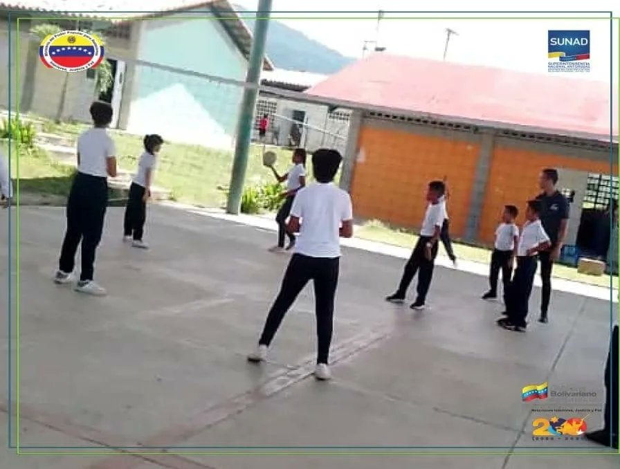 La Sunad Yaracuy, realizó actividades recreativas con la finalidad de fortalecer valores, fomentar la sana convivencia y disminuir los factores de riesgos, dirigido a los estudiantes de 5to y 6to grado de la E.B Ezequiel Zamora del Mcpio Independencia.