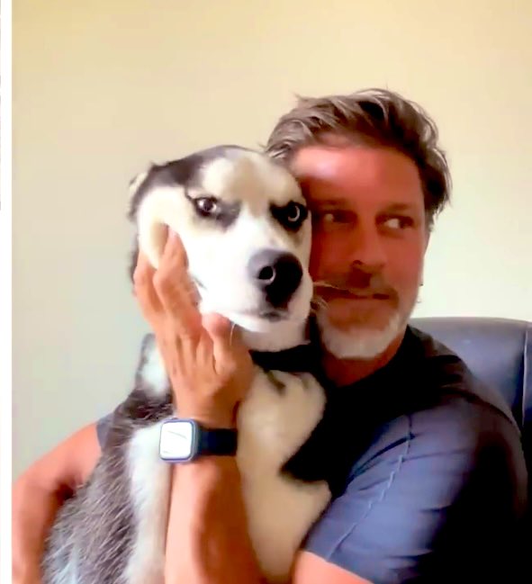 alicia_867's tweet photo. Neighbor Dan holding a dog >>>>>

#HouseofHalliwell #HOH #Patreon #recklessabandon #whatbaby #earlyepisodes #Charmed #atBK 
@H_Combs @drewfuller @greg_vaughan https://t.co/wnDBB1k0QT