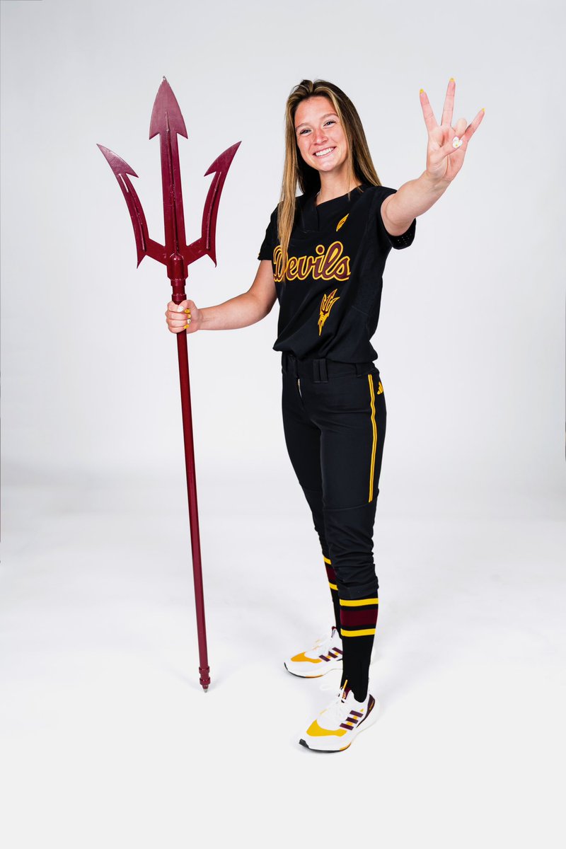 audrey25_'s tweet photo. I’m excited to announce that I am going to pursue my masters degree and play softball for my final season where it started… home… at Arizona State University!! 

Very thankful for the opportunity from the coaching staff as well as the support from my parents! 
Forks up! https://t.co/1Q52LFqTh2