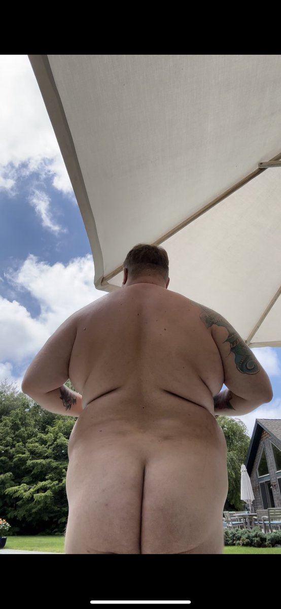 Grrth13's tweet photo. Now that is a FAT CHUB! https://t.co/MLiWzN7PGB