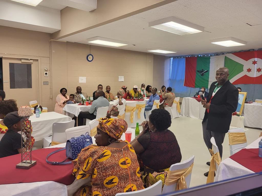CbcaGo's tweet photo. Ruheshi 10, 2023 (QUÉBEC): Abarundi  tuba  muri Canada Turibuka Nyakwigendera Nyenicubahiro Petero Nkurunziza akaba n’imboneza yamaho; Turakunda kandi tukazirikana  igihugu. https://t.co/QlMz5PFw3o