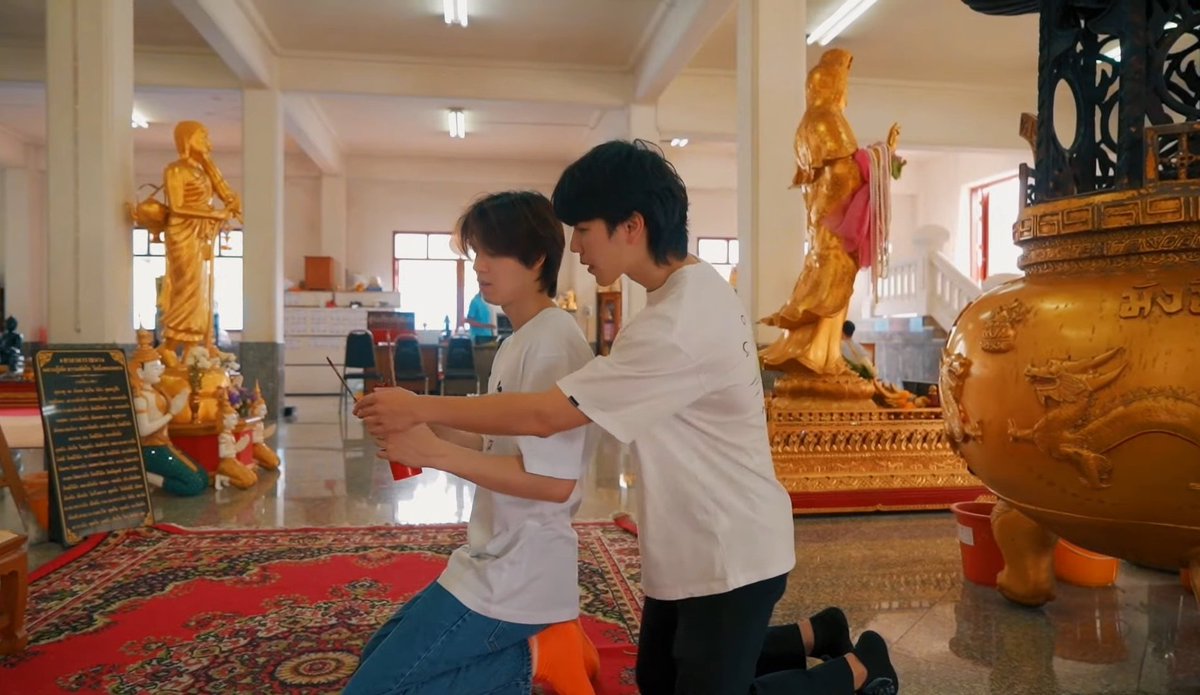 nammmfon_ww's tweet photo. ตอนนั้นกูลุ้นณดญญเป็นคู่จริง จนมาวันนี้เขาจะแต่งกันละ ตอนนี้กูขอลุ้นอีกคู่ได้มะ #หยิ่นวอร์ คือเคมี ฟิสิกส์ ชีวะ ศิลปะ กีฬา ไม่ว่าจะศาสตร์จะศิลป์ด้านไหนเขาก็ดูเหมาะกัน เข้ากันไปหมดจริงๆ แค่เดินข้างกัน เล่นกัน ยืนคุยกันเฉยๆ ยังเหมาะกันเรยมึง #Thebestpartner
#yinyin_anw #warwanarat https://t.co/M98z2Kc5DP