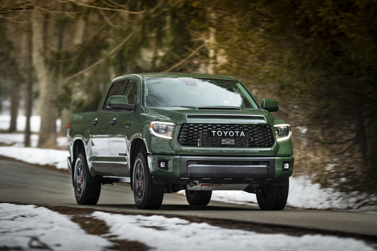 PeaceToyota's tweet photo. Time for another VS!!!!  Lets talk Special Edition exterior colors.  Which one is your Favorite, the new Solar Octane or its predecessor Army Green?
.
.
.
#WhoWins
#BattleofOrangeandGreen
#TRDPROSPECIALCOLORS https://t.co/KDjOv4aRSI