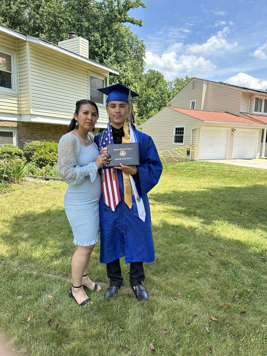 Proud Mom💙💛💙💙💛Class of 2023🎓Gaithersburg High School
#MCPSGrad🎓🎊🎉