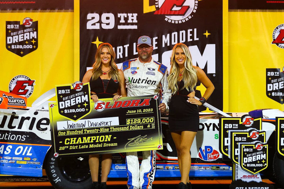 VP_Racing_Fuels's tweet photo. Congratulations to Jonathan Davenport and team on the impressive win this past weekend running @VP_Racing_Fuels Late Model Plus at the Dirt Late Model Dream race at @EldoraSpeedway winning $129k! #FueledByVP

#VPRacingFuels #LateModel #LateModelDream #EldoraSpeedway #DirtRacing https://t.co/BgxGSkxRQs