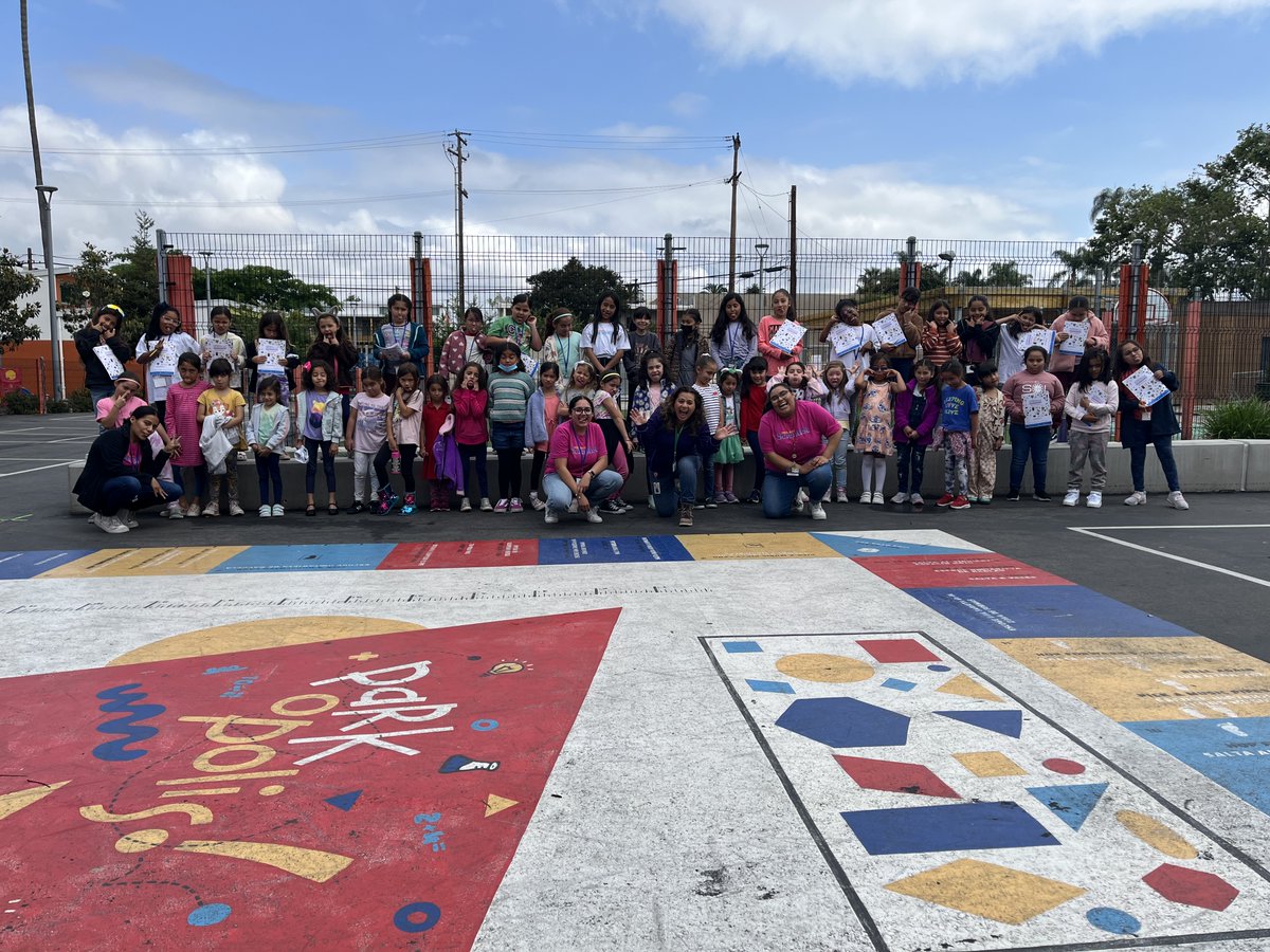 ProjScientist's tweet image. Thank you, Louise Rasmussen and all the amazing @Trane_Tech Brea #volunteers, for making today STEMtastic for @ElSolAcademy #STEMgirls.

#WomeninSTEM #WomeninEngineering #WomeninScience