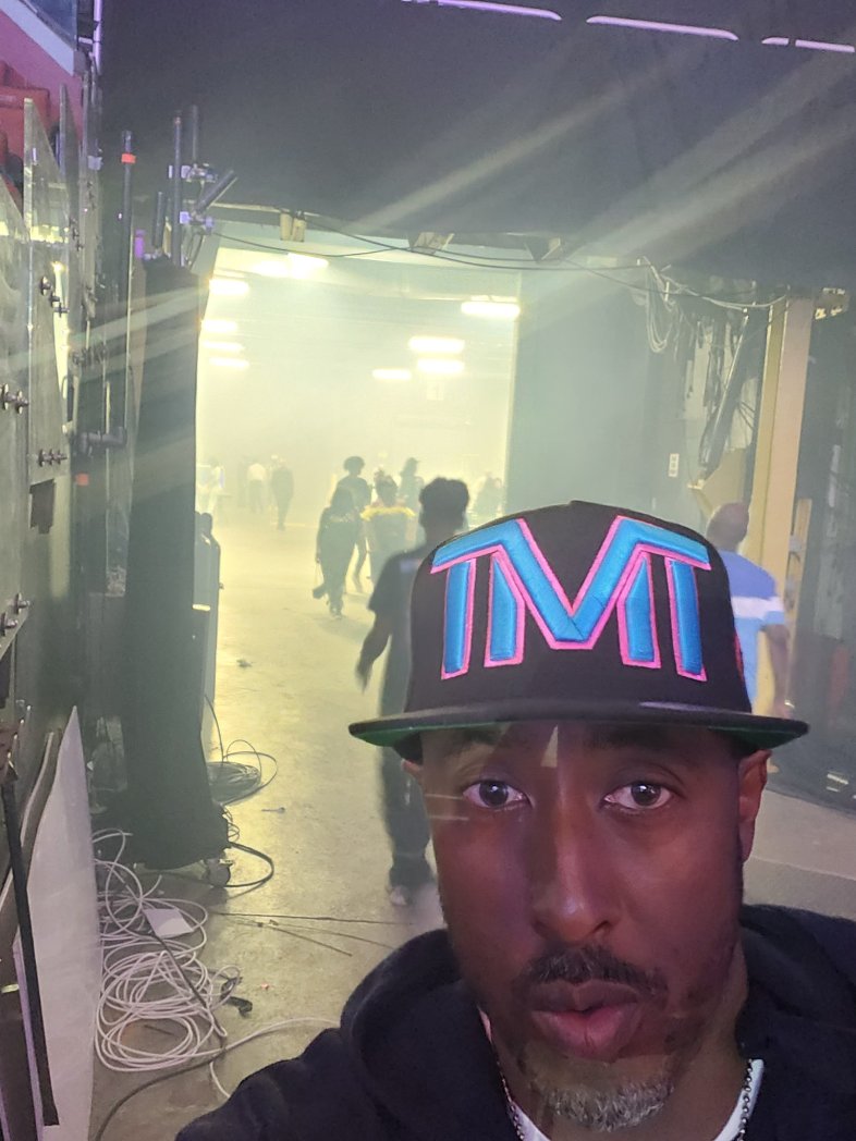 WayneDaProducer's tweet photo. #TMT https://t.co/r1phzhLeRk