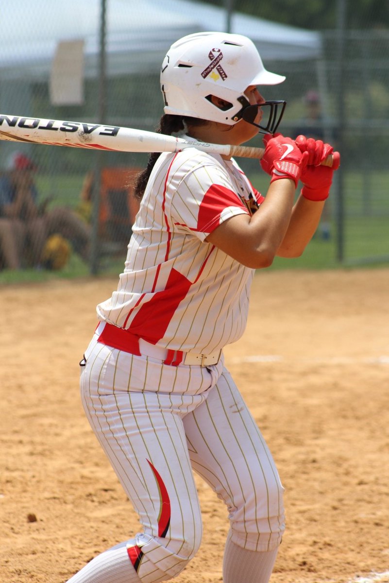 Diadenise23's tweet photo. ♡ It all started at 3yrs old when she fell in love with the game &amp; still this day loves playing.. "For The Love of the Game" 💪💕🥎
It's hard to beat a Person who Never gives up!!
#legacystrong #leavealegacy #myone #keepworking #onehitatatime https://t.co/SSmPE7bEmW
