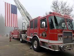 nwfire_velo's tweet photo. Happy National Flag Day.  On this day, June 14th,  we commenorate the adoption of the United States Flag since 1777.  The flag represents independence and unity. https://t.co/HILBnet5ih