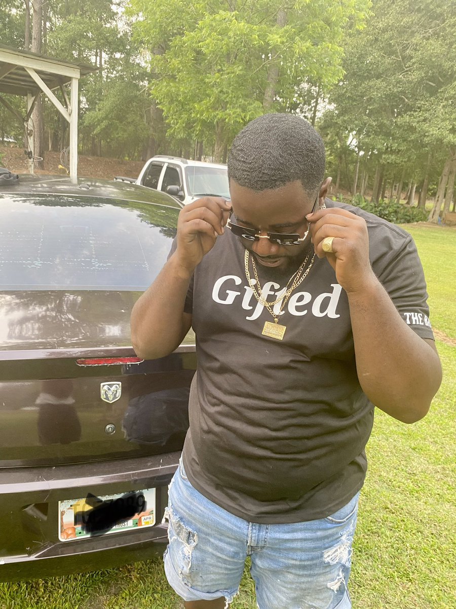 _zoepoppy69's tweet photo. Back &amp; Better 💰 https://t.co/NgECGO29s9