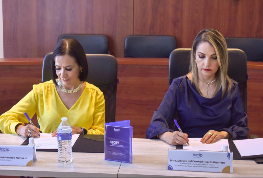 IACIPGTO's tweet photo. #BuenasNoticias📣
☑️Este día la Comisionada @marielahuertag firmó un Convenio de colaboración y cesión de licencia de uso del software #SICOV del #IACIP con el @itaih_hidalgo, con la presencia la Comisionada @Myrna_Moncada. https://t.co/doUrbudxd8