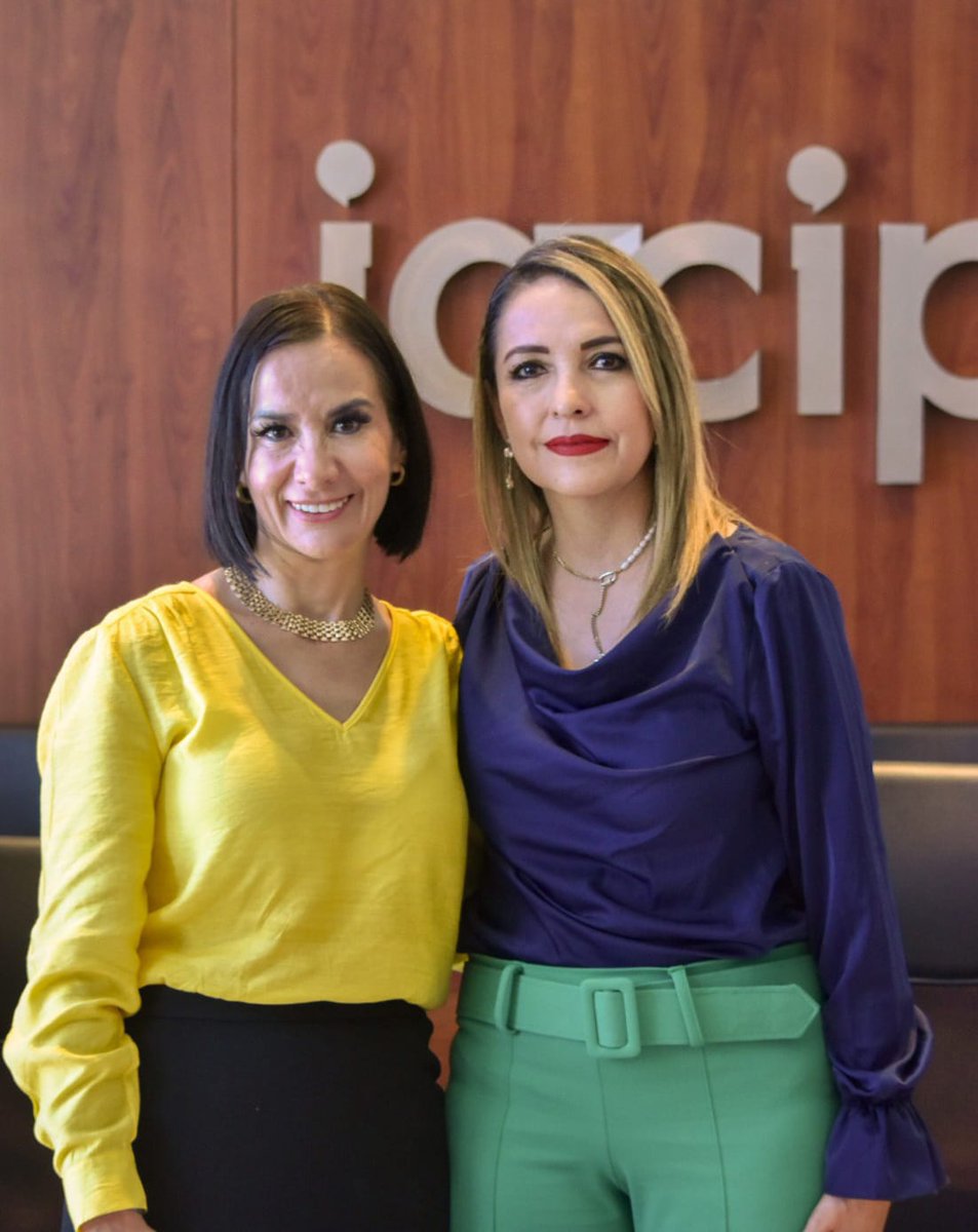 IACIPGTO's tweet photo. #BuenasNoticias📣
☑️Este día la Comisionada @marielahuertag firmó un Convenio de colaboración y cesión de licencia de uso del software #SICOV del #IACIP con el @itaih_hidalgo, con la presencia la Comisionada @Myrna_Moncada. https://t.co/doUrbudxd8