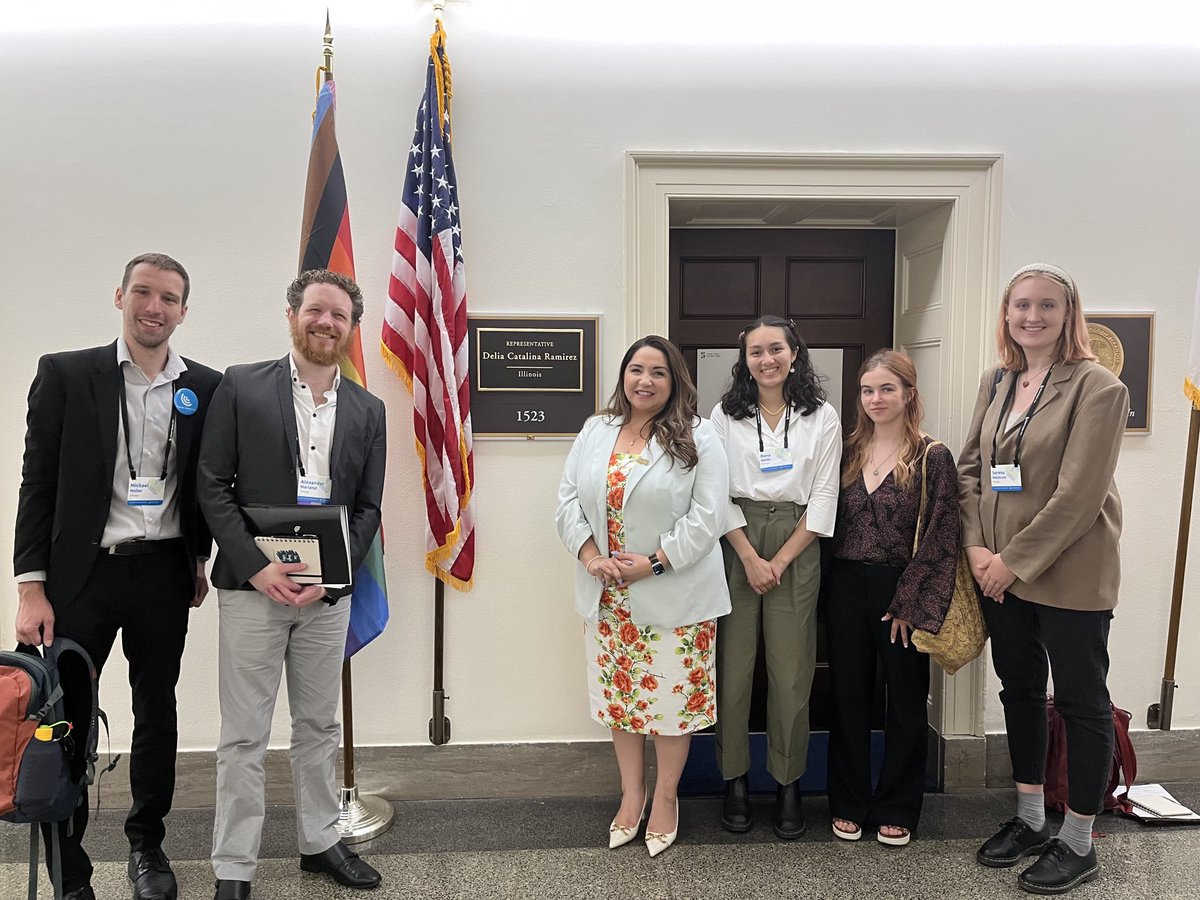 I am always thrilled to welcome #IL03 constituents to my office. So thank you, Alex, for visiting and sharing with my office about your work with Citizens' Climate Lobby, an organization pushing for attainable action to address climate change.
