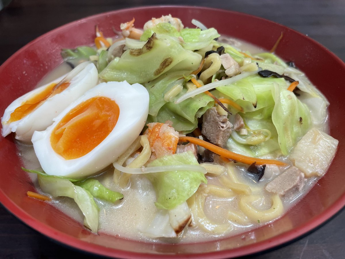 Murakamiでもう直ぐ始まるちゃんぽん🍜遂にラーメンを始めるか。始まったら止まらなくなりそうだけど、沢山売れてくれるといいな。専門店じゃない割には結構美味しい。ピリ辛バージョンもあります。

flowcode.com/page/murakami