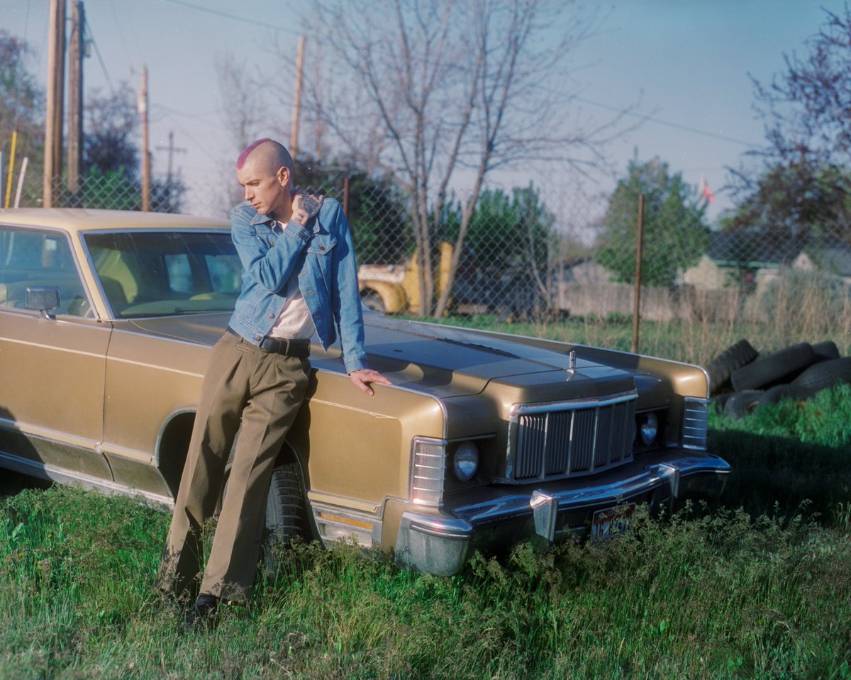 musicallyproper's tweet photo. Rural wastelands, mutant Americana...this is Heaven Is A Junkyard by Youth Lagoon. I won't be surprised if this album gets a Best Alternative Music Album nom. Here's why:
https://t.co/P2bYyTldcQ @trevorpowersss @FatPossum https://t.co/8ewZFS2478