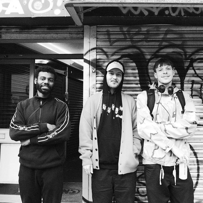 trenchmag's tweet photo. Birmingham and London trio @deltadubz, #Pent1 &amp; #El go back to back, with a strong focus on all things 140, so lots of sludgy dubstep, loads of bassy grime, and some breaks here and there.

🔗 https://t.co/ru1GOsHre5 https://t.co/eR1n9G83sB