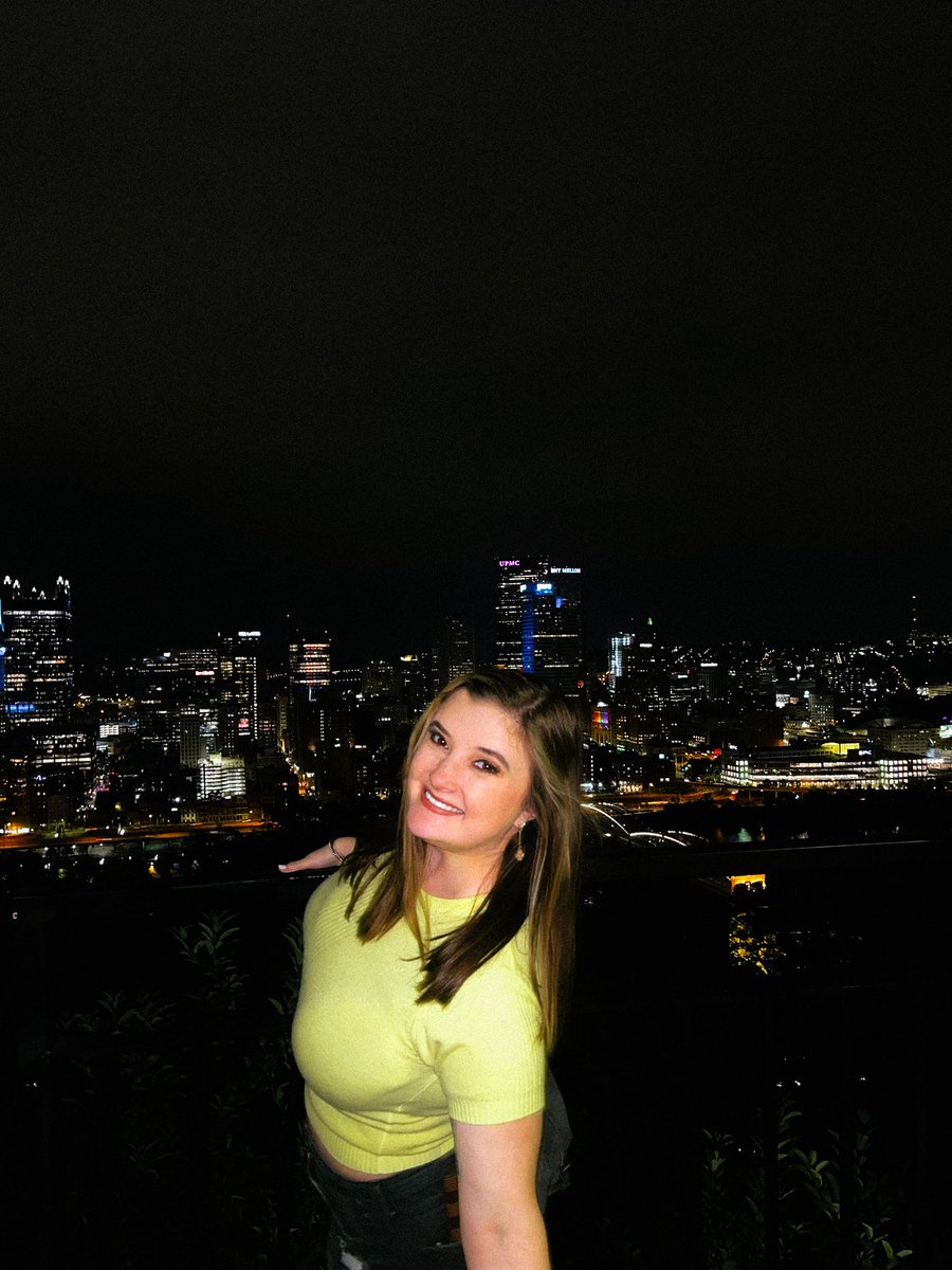abbybradshawtv's tweet photo. THE most fun in the “Steel City” ✈️🎶
#Pittsburgh #ThisisWhyTour https://t.co/3ae9lLPl3a