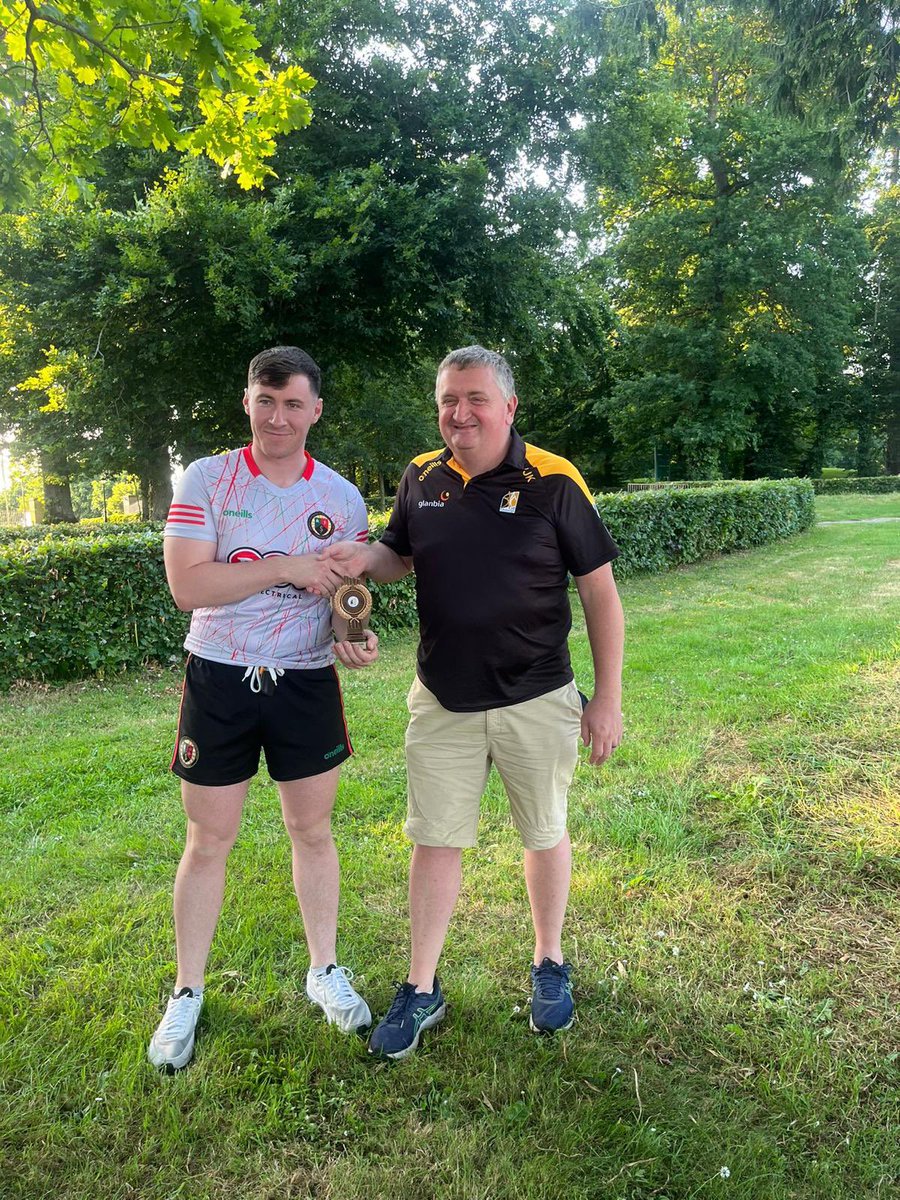 VillageGAA's tweet photo. Well done to our senior goalkeeper Gavin Costigan who took 2nd place tonight in the Senior Poc Fada 👏👏🟥🟩 https://t.co/i1G8GTMWGm