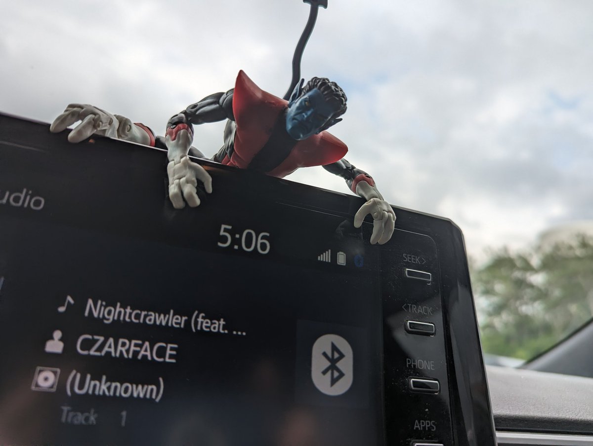 Herc_Gillies's tweet photo. Made some progress before going in to build over 600 more Rav4s. Made a date to edit our Toe of Satan Challenge. The song I listened to before work.
#HercHouse #progress #nightcrawler #toeofsatan # #marvellegends #stream #edit #highhooo https://t.co/79POYtHlIk