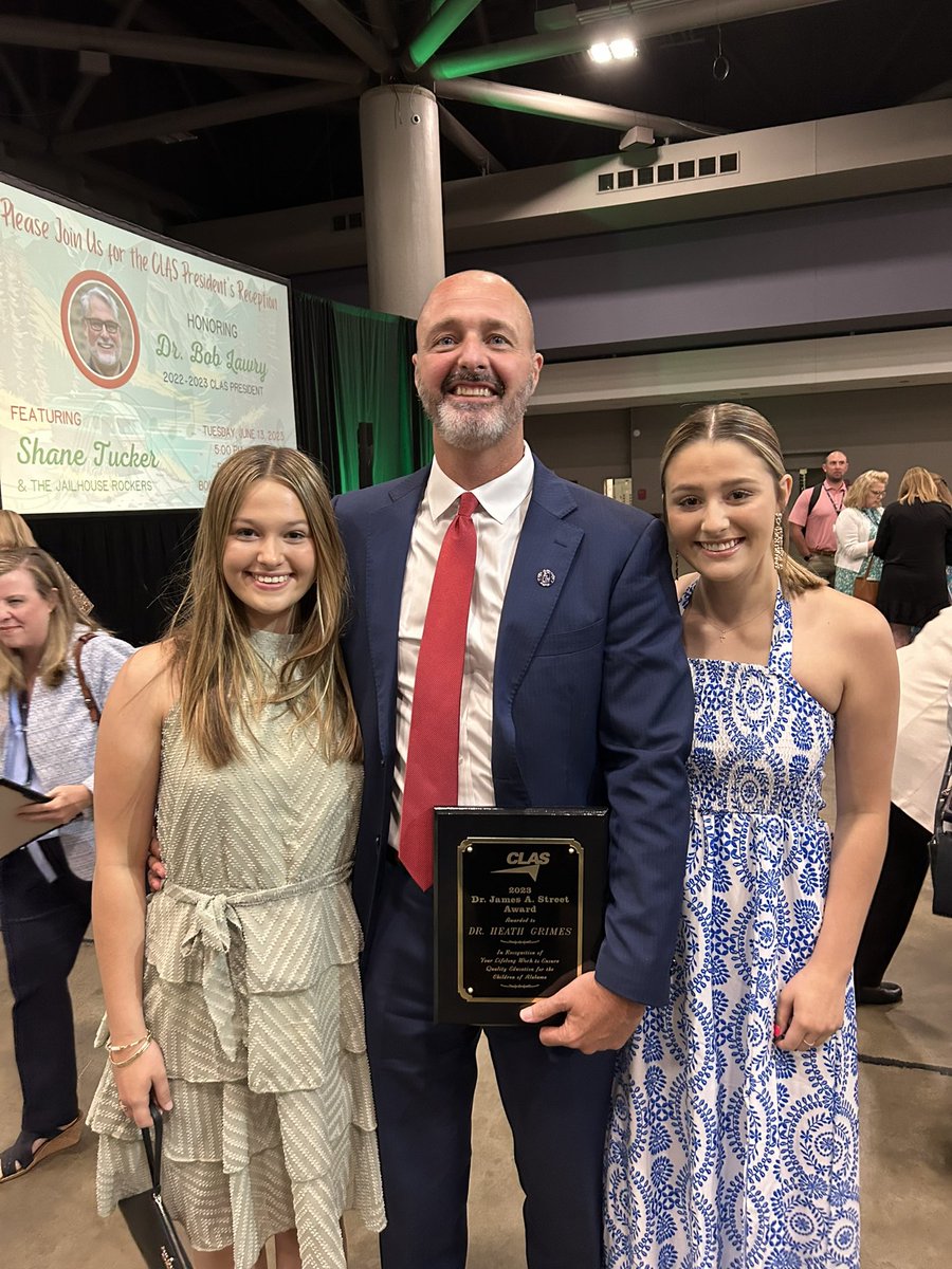 Russellville Schools tweet media