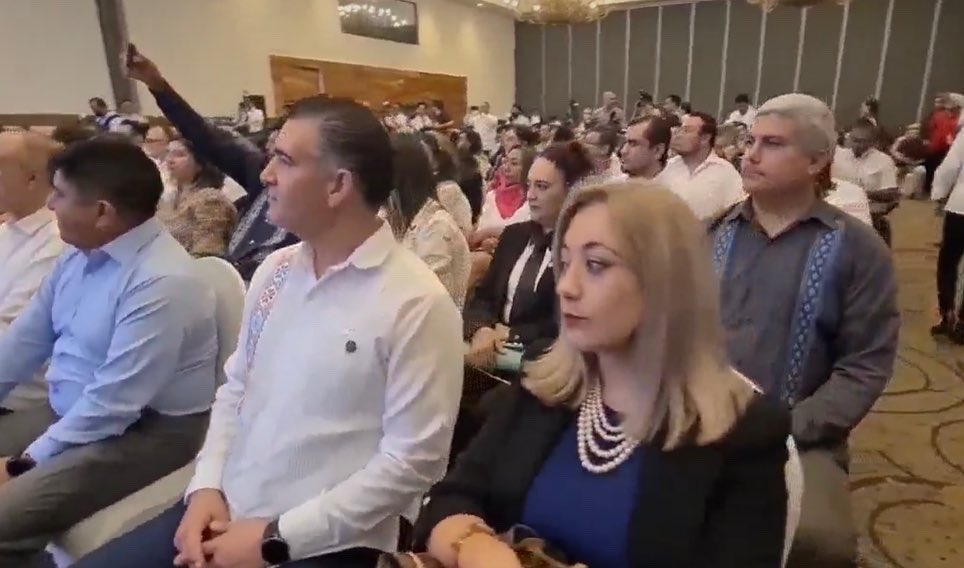 Asistí al II Congreso Internacional Espacial Chiapas 2023 “Todos al Espacio”, donde se conto con la presencia del Gobernador del Estado de Chiapas <a href="/RutilioEscandon/">Rutilio Escandón</a> quien felicito  a los ganadores del Certamen Nacional de Ciencia, ya que Chiapas obtuvo los 3 primeros lugares.