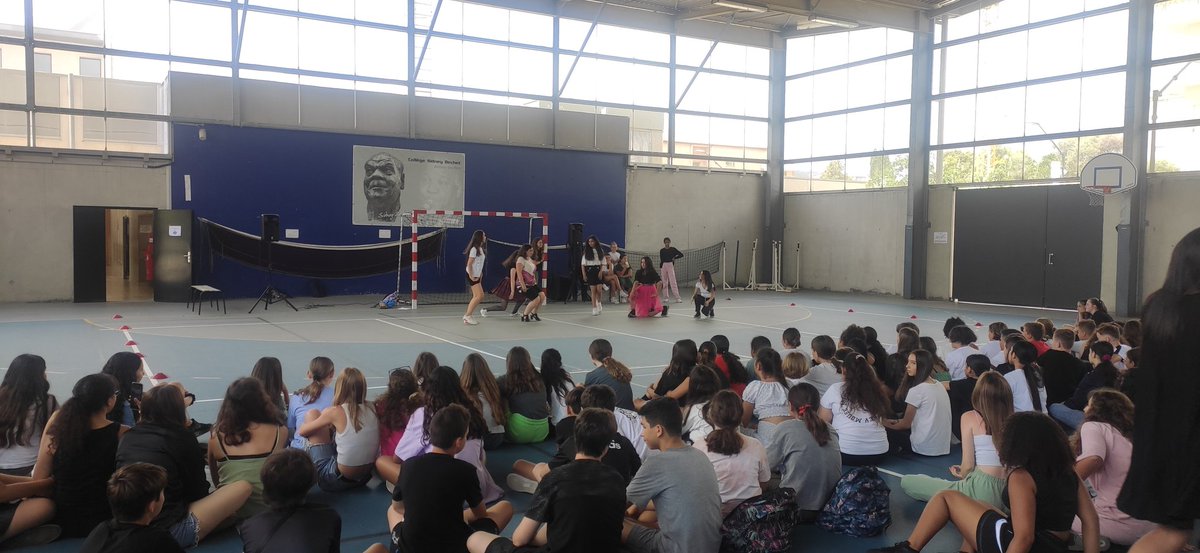 collège Sidney Bechet tweet media