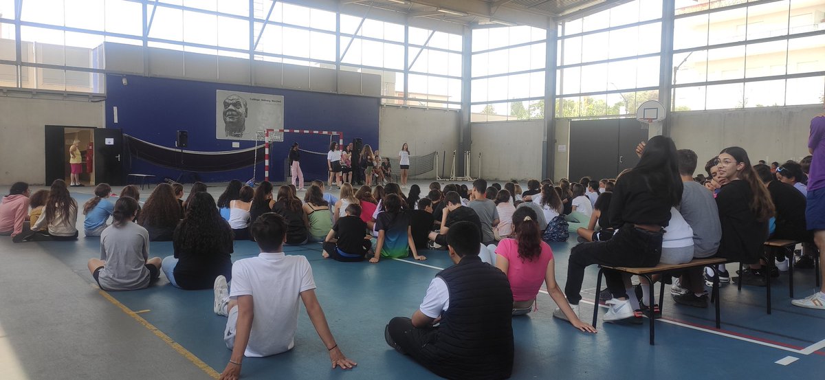 collège Sidney Bechet tweet media