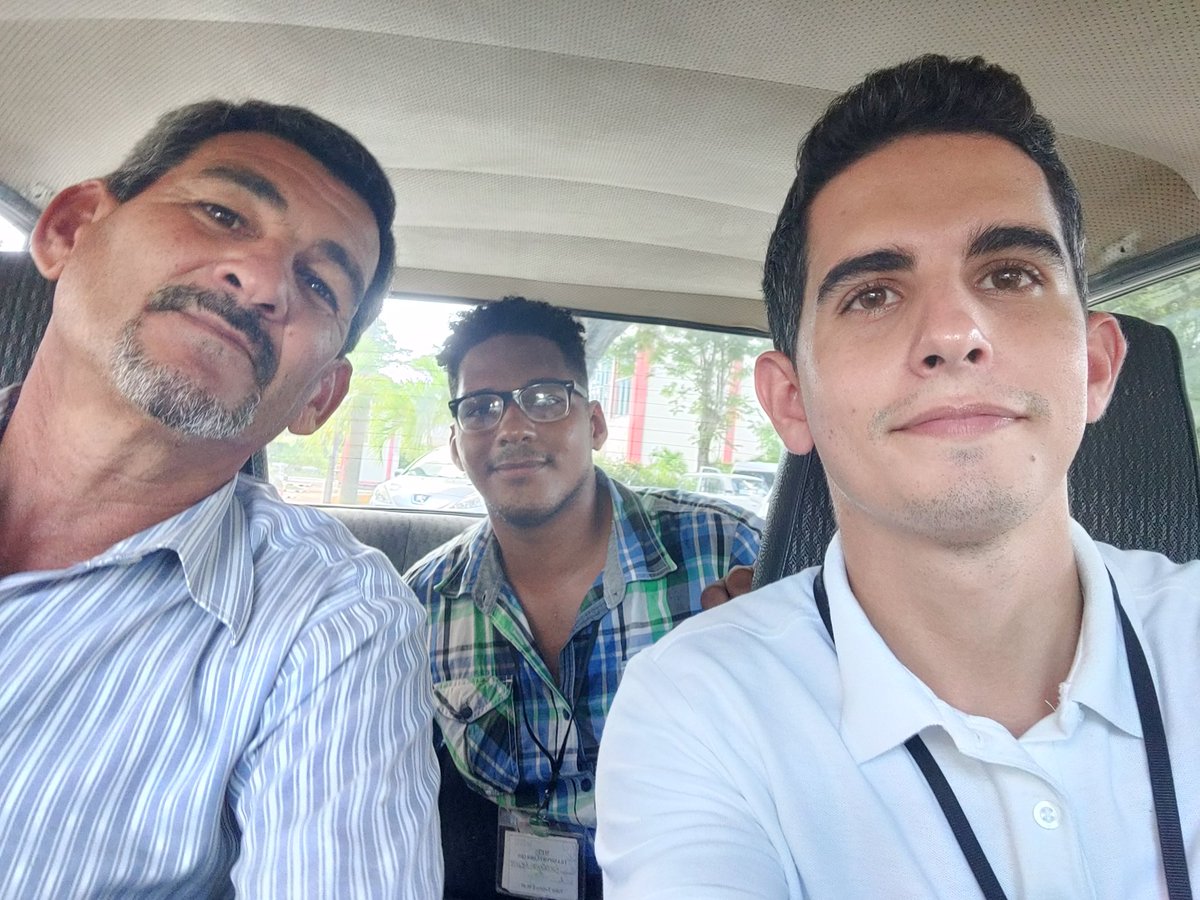 UJC_del_MEP's tweet photo. La UJC del @MEP_CUBA entregó hoy un grupo de donaciones al comité municipal de la UJC del municipio Plaza, que serán transportadas a las provincias orientales para las familias que han perdido sus pertenencias. #Cuba 🇨🇺 https://t.co/BOsgVgM4w3