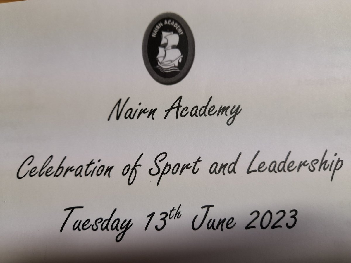 Fantastic night celebrating pupil achievements @NairnAcad.⭐⭐ Positive partnership and huge thanks to @HLHLeadershp and @DeannaLundie for planning the event. Great inspiration from @HannahMiley89 and @hlhceo. 👍