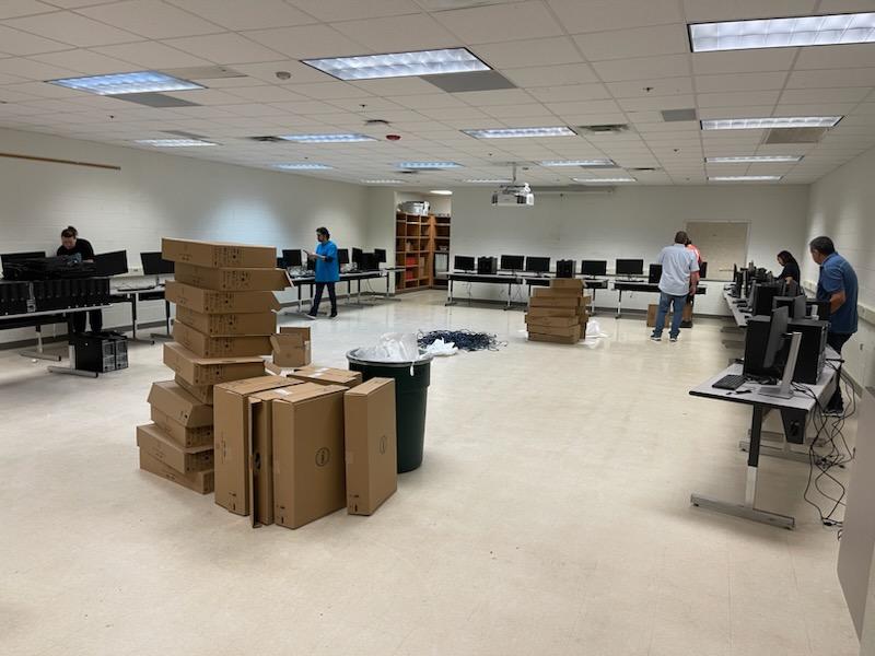 Exciting news! We are thrilled to announce that 18 CTE Labs are undergoing significant technological upgrades. As part of this initiative, a total of 15 labs will be equipped with state-of-the-art high-end PCs specifically tailored for engineering purposes.