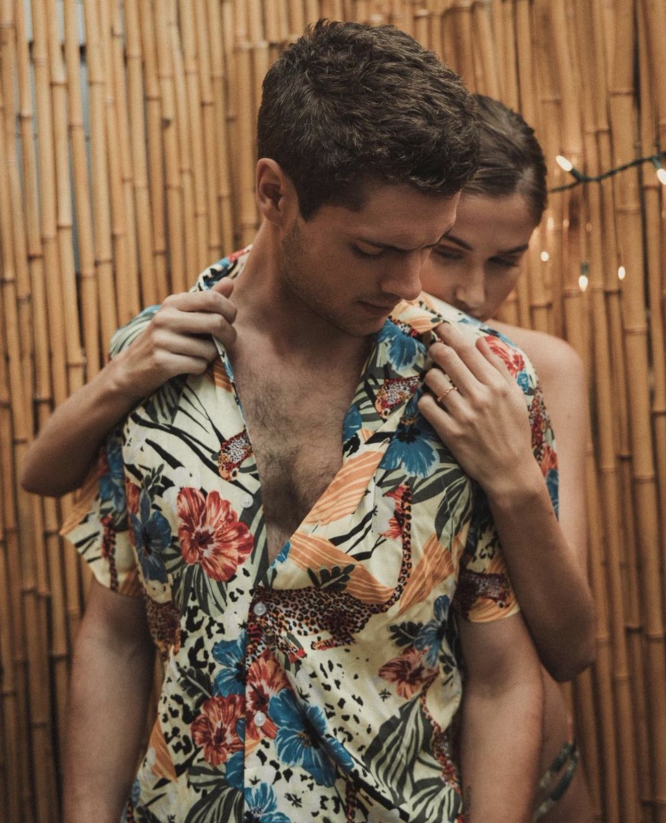 GenesisMil6's tweet photo. Me encantan estas fotoss😍😍😍😋😋🤤🤤 https://t.co/sXHrekIWtk