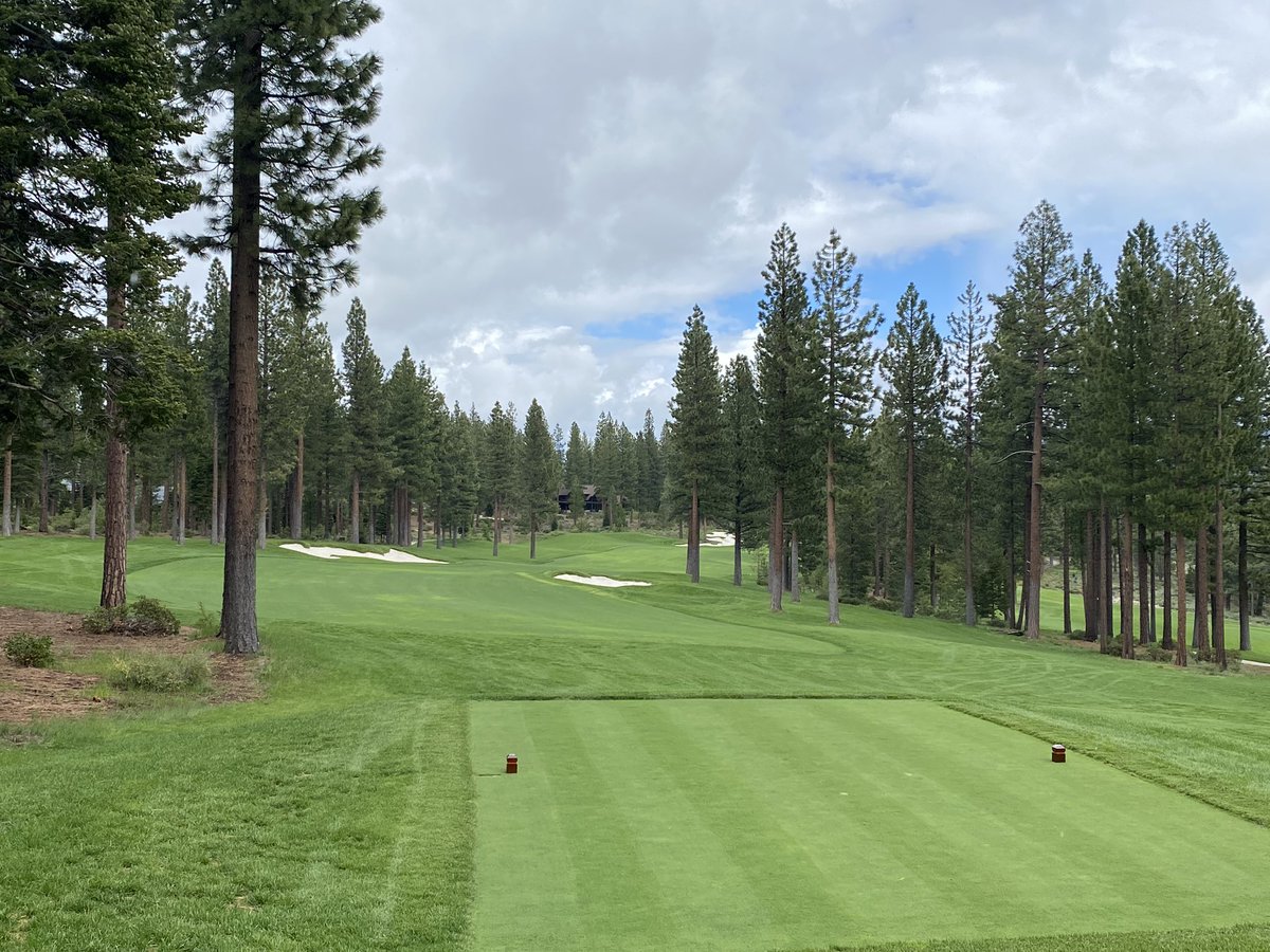 cliffwstewart's tweet photo. WET day - WET sand - WET turf! No problem for the #WETJECT at the heavenly @MartisCamp. #Clean Glad we could make up for the demo! Thank you @moultonsturf & @Evangraham8 & Nate. Good luck on your @USGA event this summer. @STECEquip https://t.co/VP0sGVIAaO