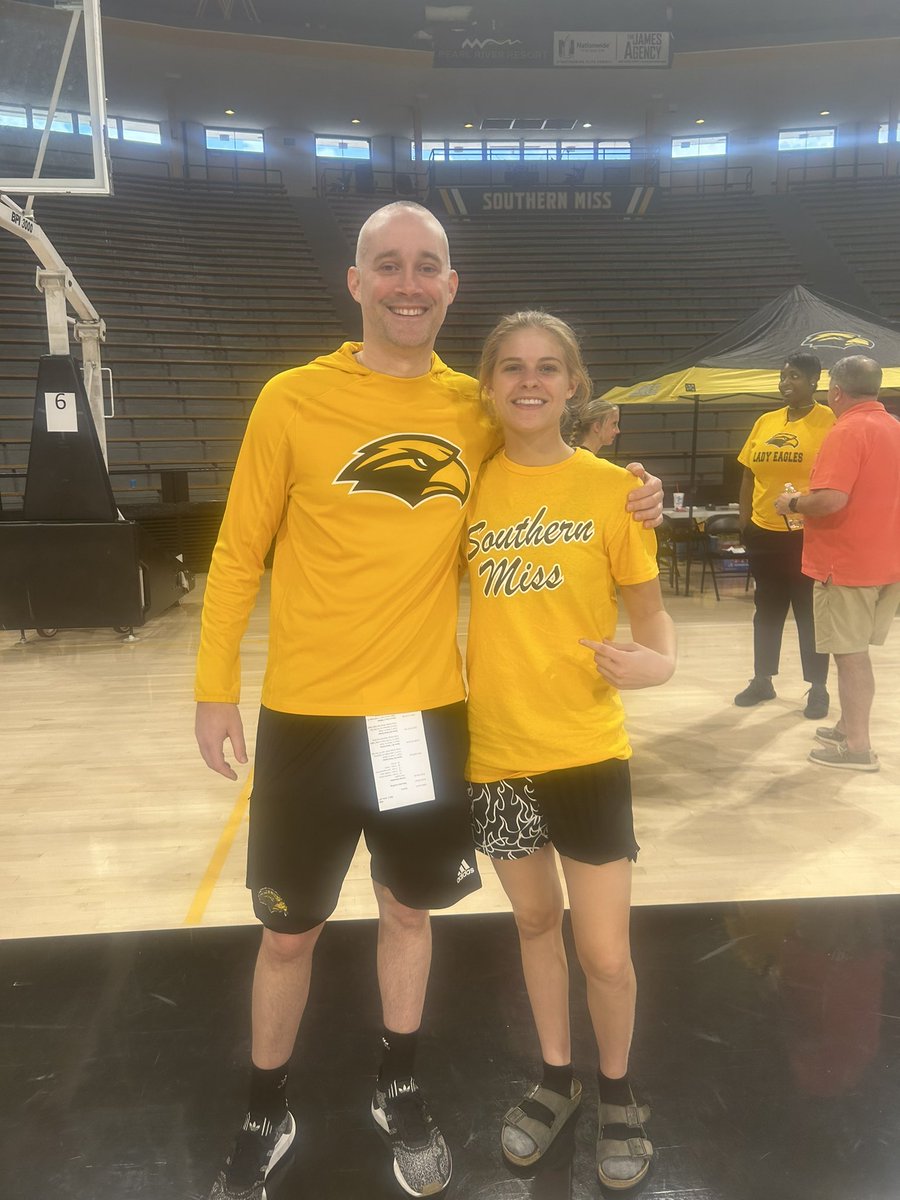 #AGTG I am extremely grateful to receive my first D1 offer from The University of Southern Mississippi! 💛🖤💛🖤 Thank you for believing in me! 💛🖤 #SMTTT @coachchrisTHA @cyfairpremier @CoachMcNelis @JTrosper_USM @JessBarbes10 @LakeCreekGBB @ShannonASpencer
