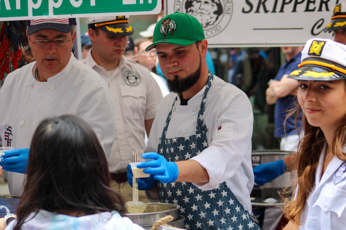 BOSHarborfest's tweet image. Chowderfest is back for Boston Harborfest 2023! 🥣  It's a must-visit for chowder enthusiasts and foodies looking to savor the taste of authentic New England cuisine. #chowderfest 🐟