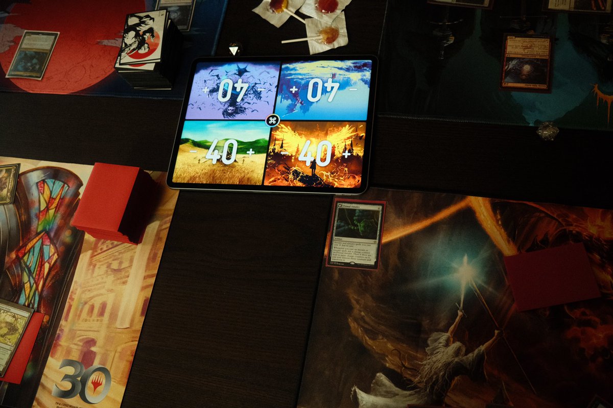 PinkImpulsee's tweet photo. Can you really beat magic the gathering + lord of the rings nights?? Nope. That is the answer. 

#MagicTheGathering #lordoftherings #mtg #lotr https://t.co/H1kFZcYRHc