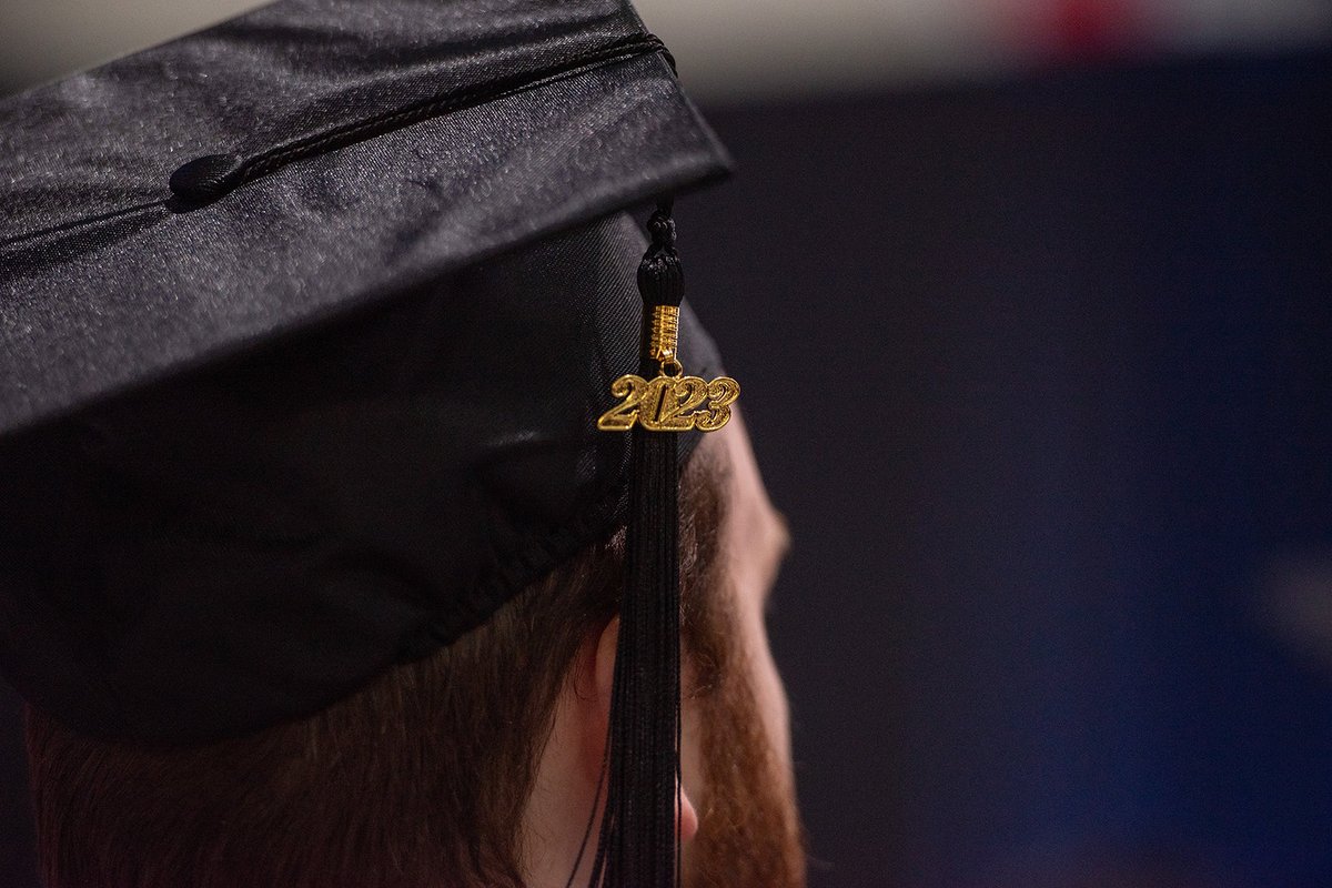 KPUFoundation's tweet photo. Congratulations to all KPU graduates on their achievements! We are proud to support you as you embark on your next chapter. We would like to extend a special thank you to our generous donors for their ongoing support. Cheers to all and #KPUGrad2023! 🎓🎉 #ConvocationWeek #KPUGrad https://t.co/FMszTcbIGZ