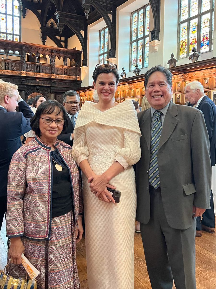 pepsville's tweet photo. Great to see Ambassador @LaureBeaufils at the Philippine Independence Day reception at Middle Temple Hall tonight... https://t.co/mwEyedFCIm