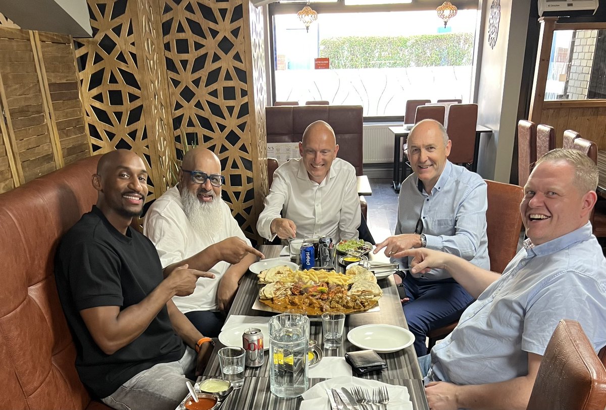 Authentic Curry Night. (in the back end’s of Walsall 🤣)

Nothing beats breaking bread together, great food, great conversation, great company and not forgetting a bit of business talk.

@itwfamily #currynight #goodtimes