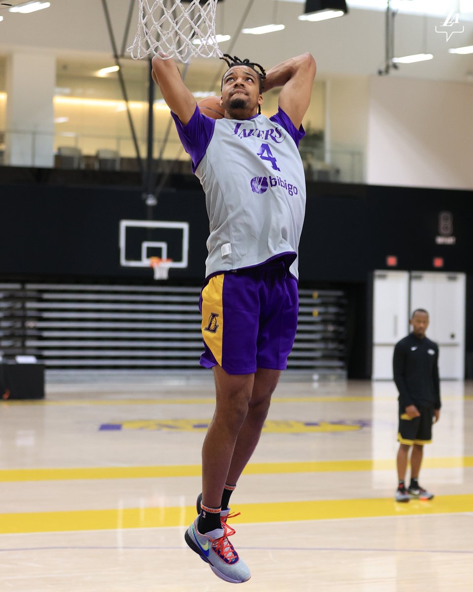 Lakers's tweet image. On the floor today: Adama Sanogo &amp;amp; Tosan Evbuomwan.