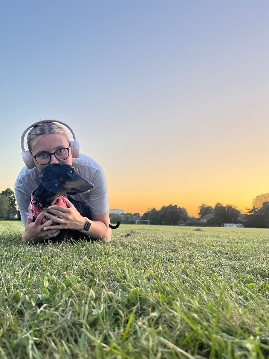 Due to the heat and work commitments, Star and I couldn’t participate in the official #legalwalk, but we did not want to miss out! 🐾 

Well done to everybody who participated today 👏🏽 

<a href="/londonlegal/">London Legal Support Trust</a>
