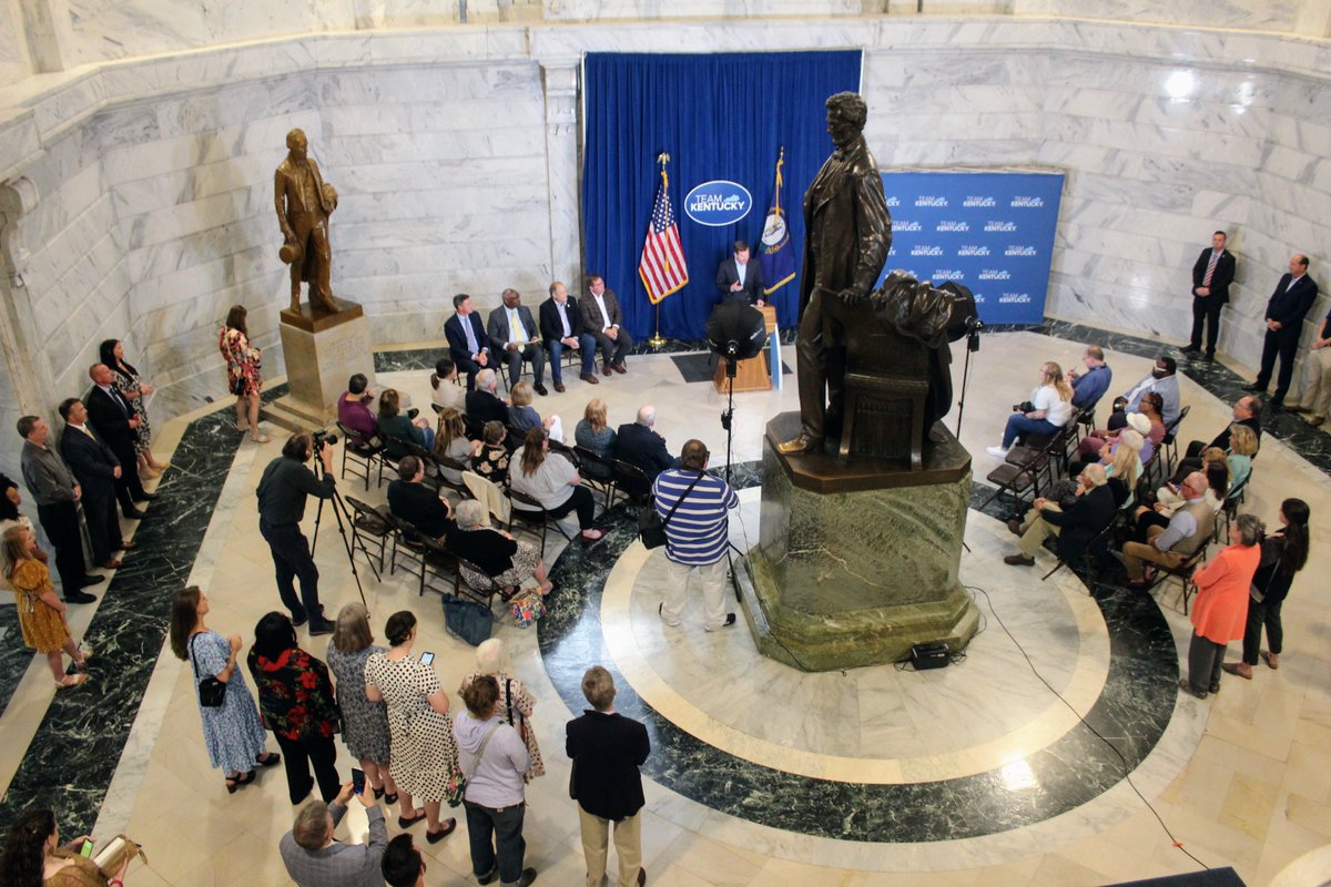 repgrahamky's tweet photo. Today was truly a banner day for our community, with Gov. Andy Beshear holding a Capitol Rotunda press conference to announce $2.7 million in funding for numerous projects and programs. https://t.co/wNcKGgtaVx