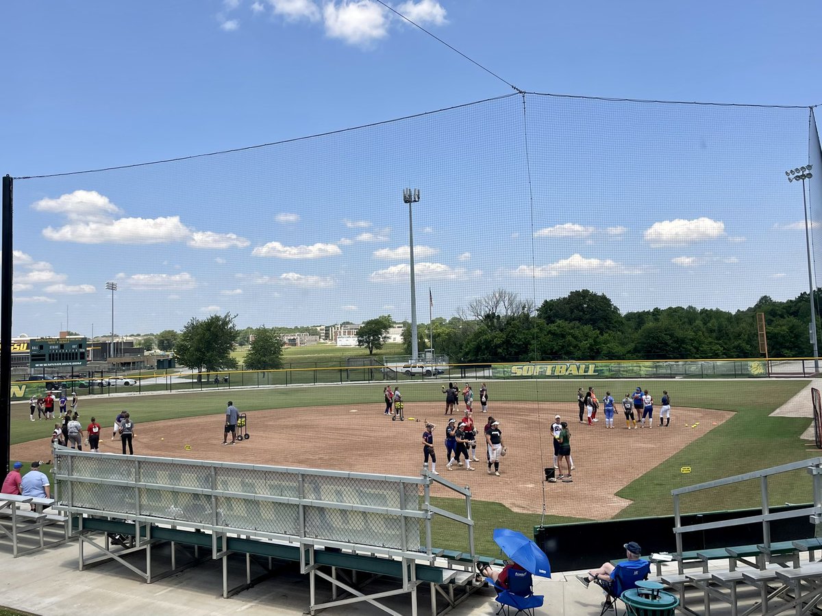 MSSUSoftball's tweet photo. Enjoyed hosting another CCSC Camp today! Great day in JOMO! https://t.co/SIlNnFV0TN