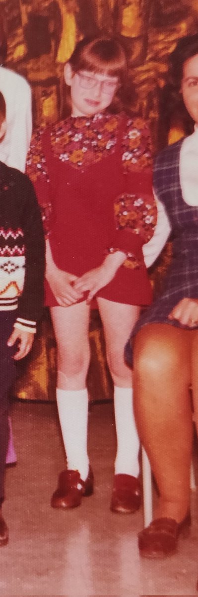 @steph_celf Maybe not 🤣🤣 It's about 1972 the mini dress time 😂