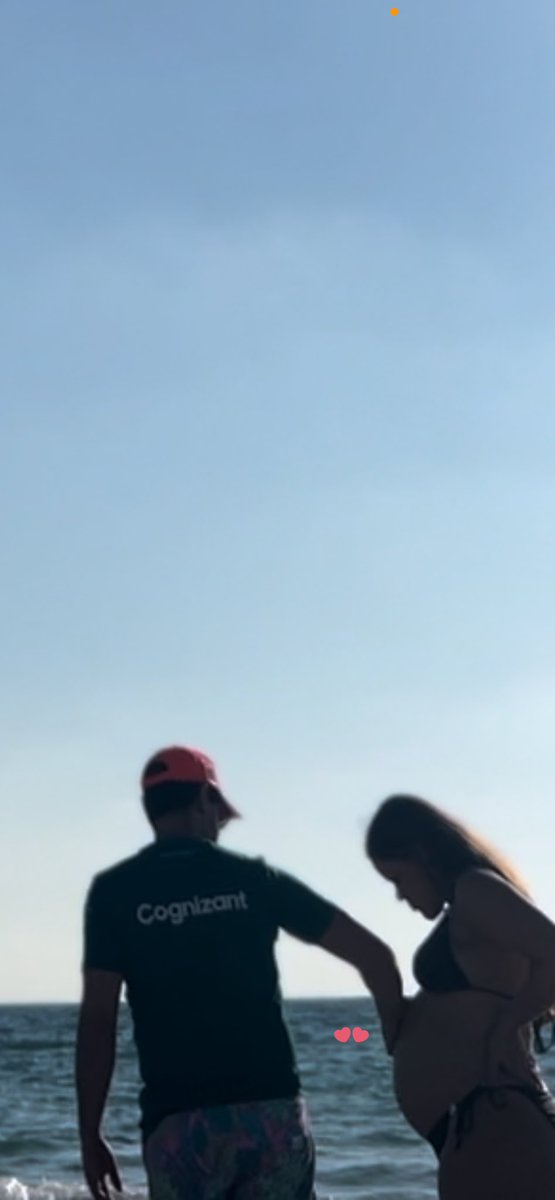 RivasAstrid's tweet photo. mis 2 🫶🏻💛; #fam👨‍👩‍👧 https://t.co/hN2nwzECiH