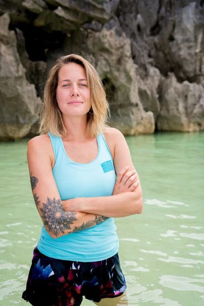 Ces filles sont très débiles . Elles parlent d'alliance féminin mais ne vote pas Tania   . En plus elles votent une personne qui était dans l'alliance qui les a élimé et trahie . Elles sont c**ones
#KohLantaLeFeuSacre #KohLanta #