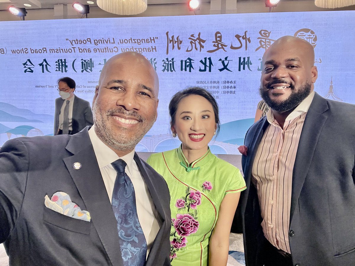 jrcolimon's tweet photo. What an incredible experience at the Hangzhou Culture and Tourism  Roadshow in East Boston yesterday with @LydiaMEdwards , @BordersIV, @Mott1103 for having the privilege of immersing ourselves in the vibrant culture and mesmerizing beauty of our @SisterCitiesInt Hangzhou. https://t.co/ZQwii957Ca