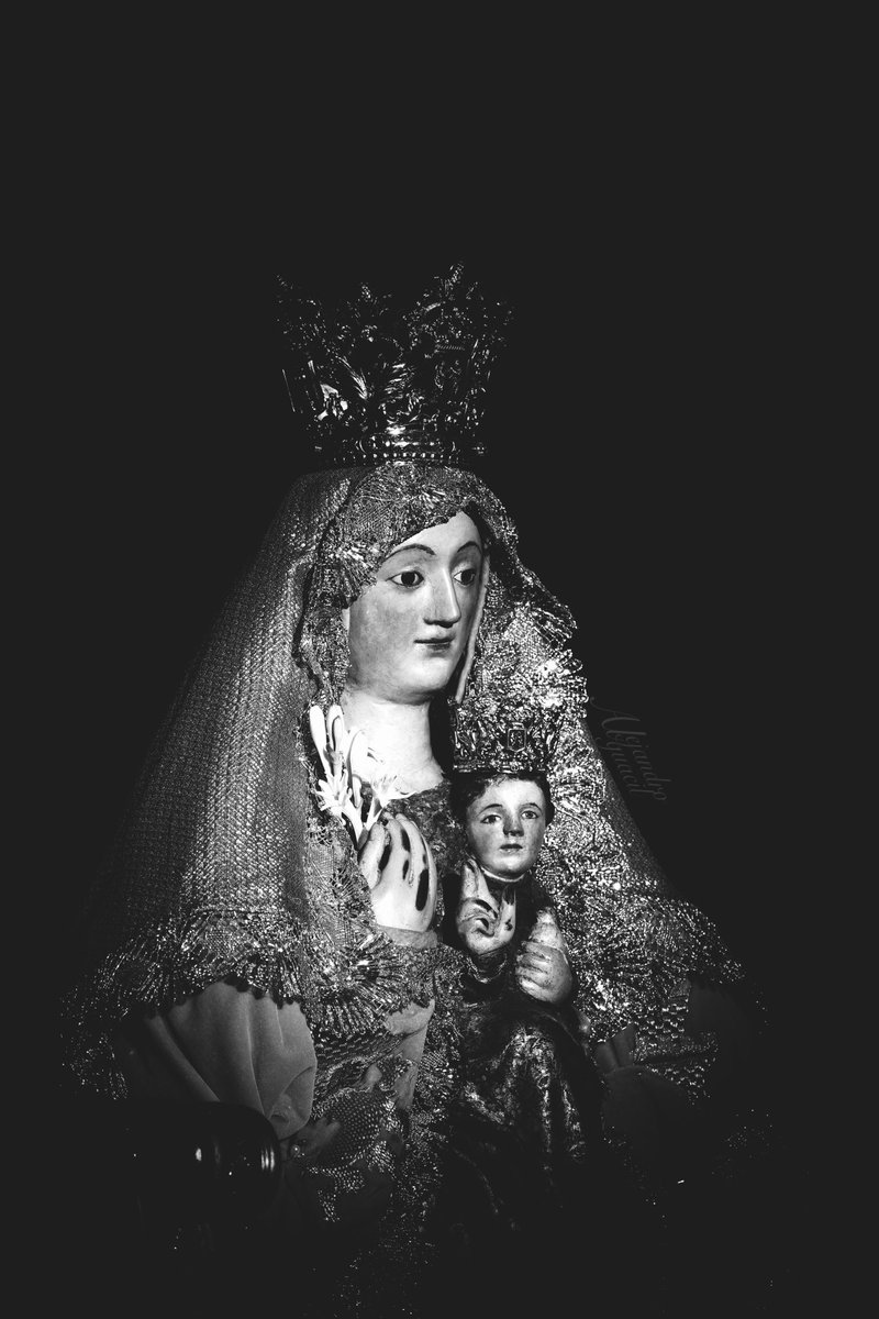 aalguacil98's tweet photo. “Es esa sensación de paz, de calma, de sosiego, de eternidad en suma, la que nos da la Virgen de Valme cuando acudimos a su encuentro y entramos en su presencia. (…) Pues la noción del tiempo se pierde al entrar en contacto con lo sagrado, que en sí mismo es eterno.” https://t.co/9xammk2Iee