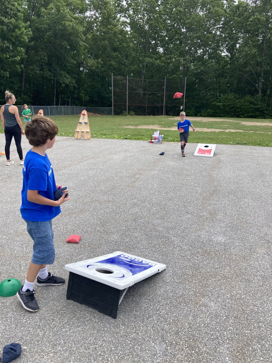 stimsonk's tweet photo. Field Day Fun!  #newhtfd https://t.co/SaBvXsR7tx